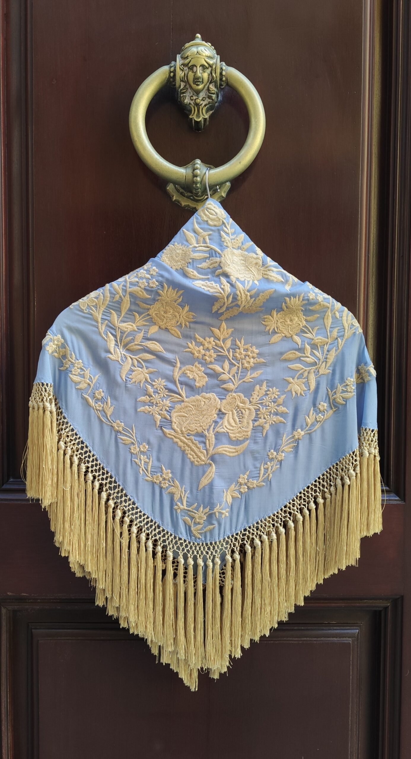 Mantoncillo Flamenca Lirio