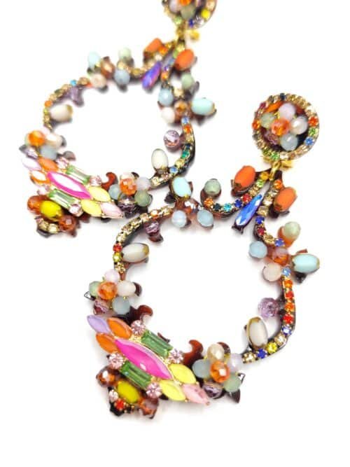 Pendientes de fiesta multicolor Ainhoa con base de carey, cristal de Murano y cristal checo
